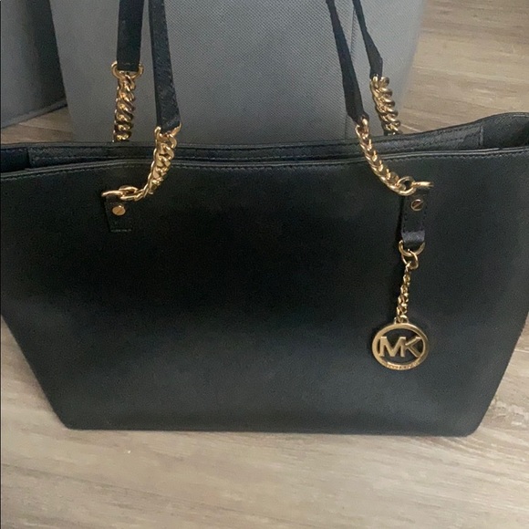 Michael Kors Handbags - Michael Kors Bag